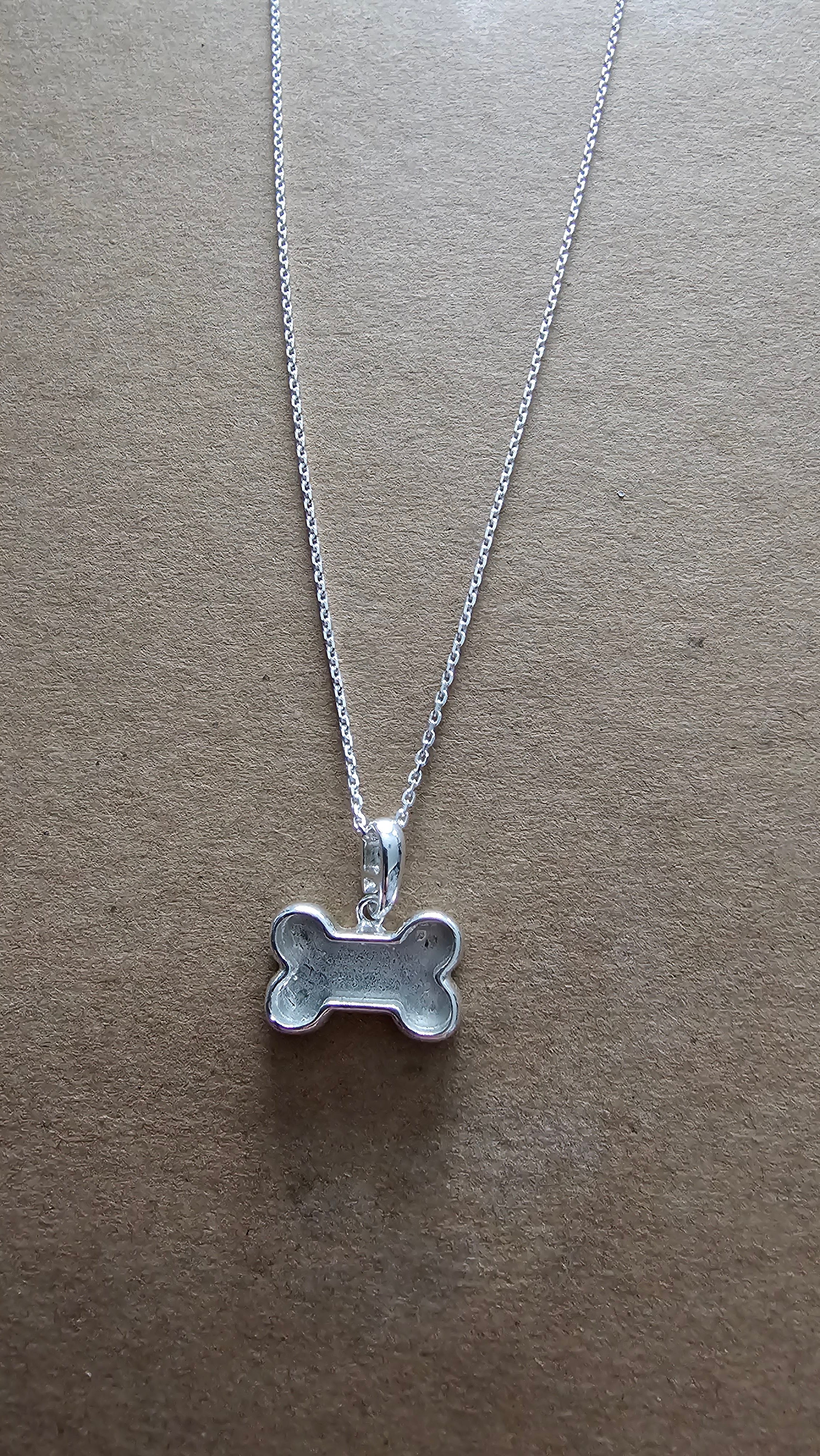 Dog bone pendant for cremation ashes or fur 🤍